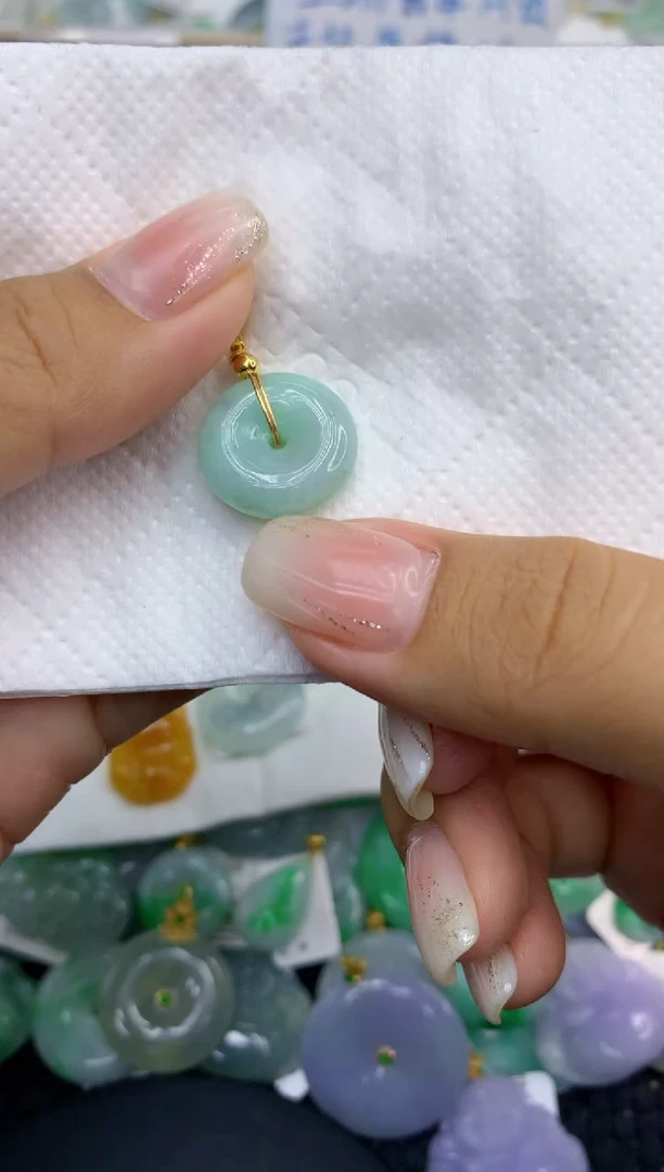 颈饰未镶嵌翡翠天然缅甸A货翡翠