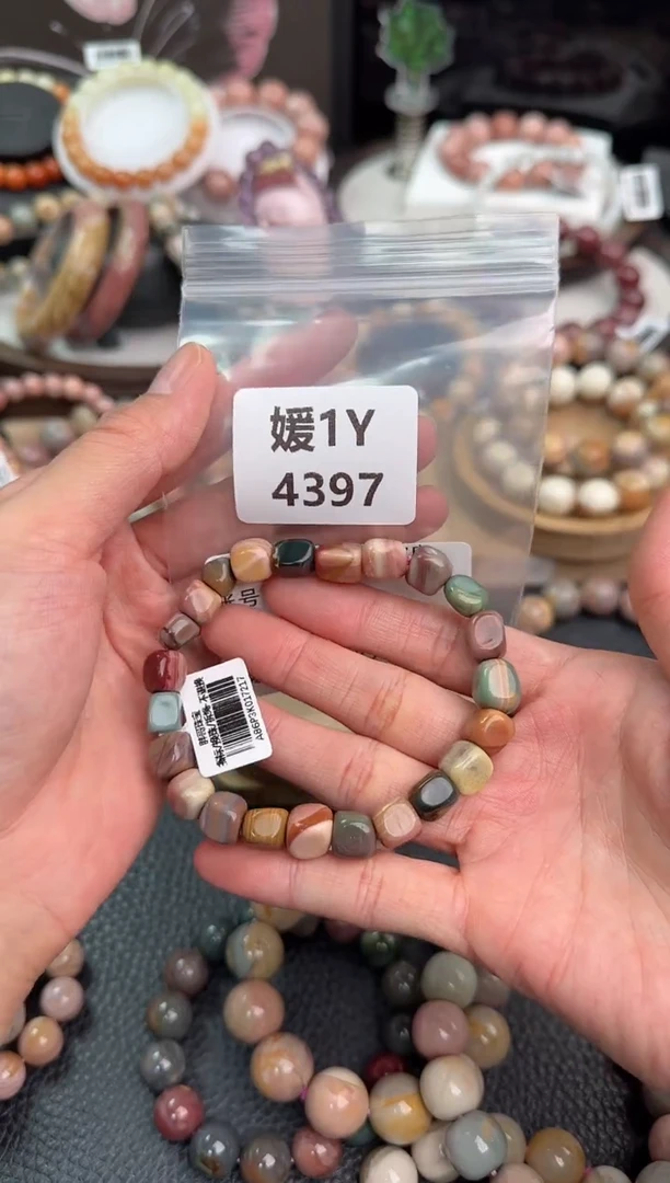 未镶嵌手链石英质玉m****༢1Y4397