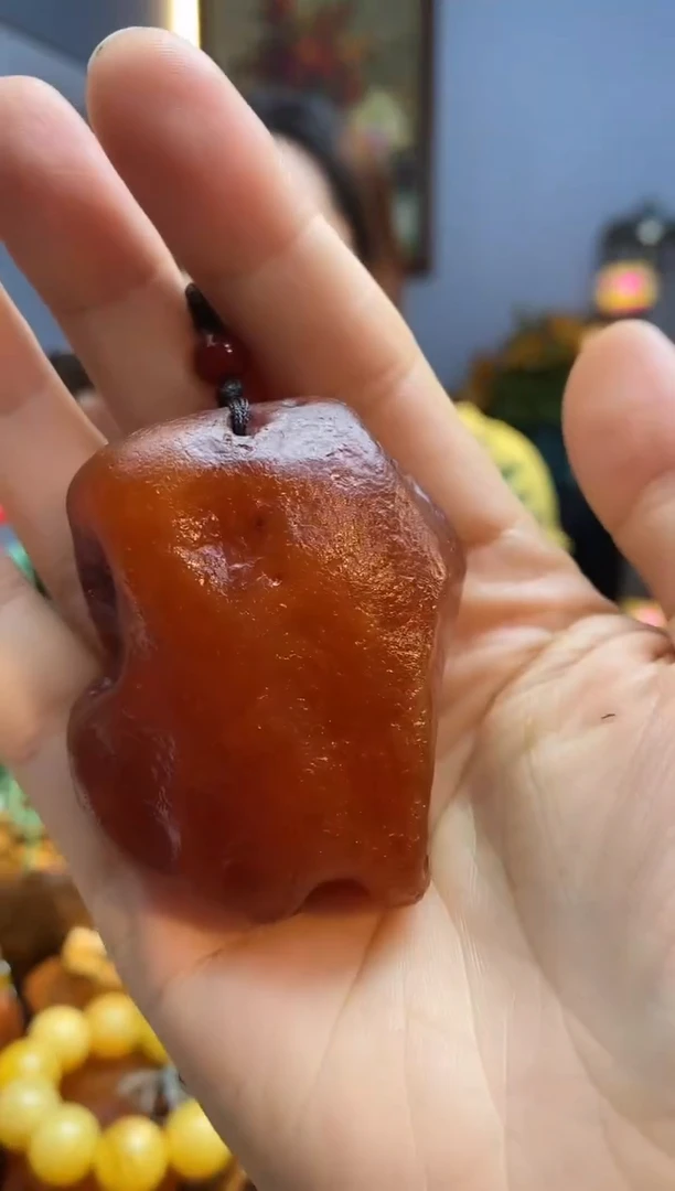 琥珀颈饰未镶嵌吊坠