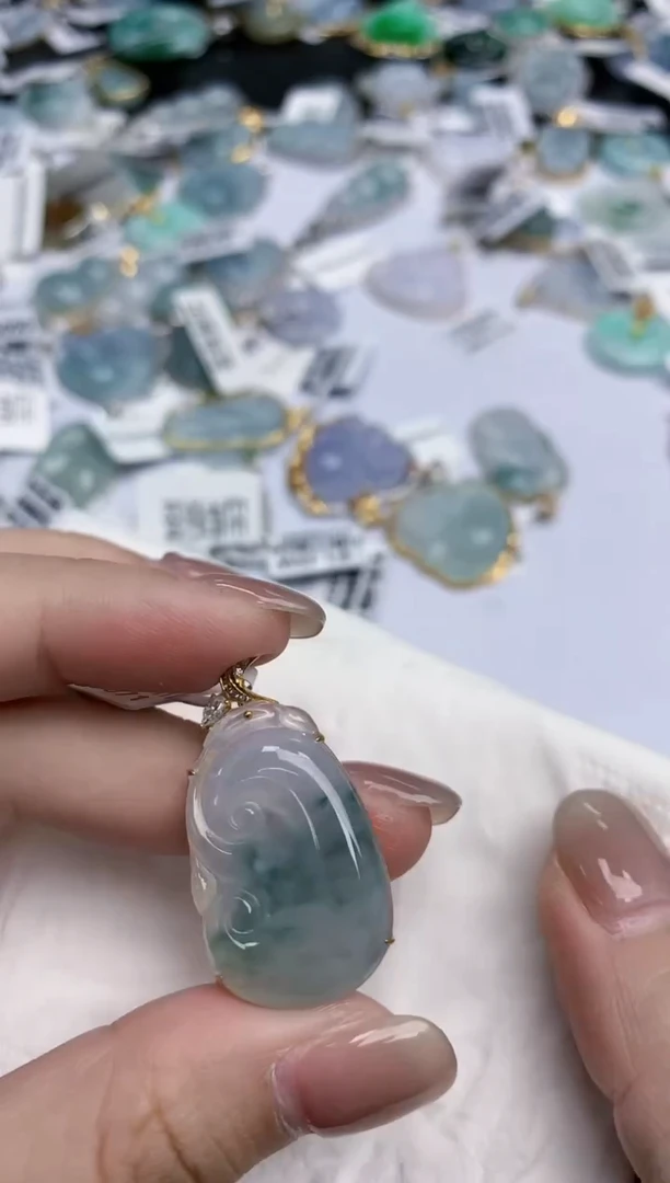 【闪购商品】翡翠颈饰18K金镶嵌天然缅甸翡翠A货