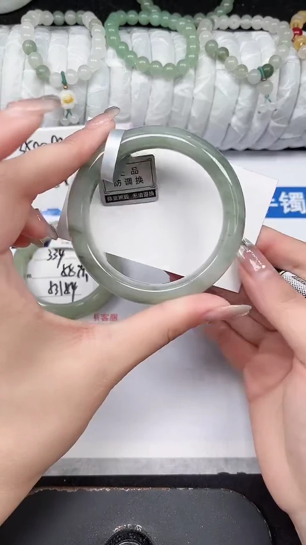 未镶嵌手镯石英质玉335-54/55