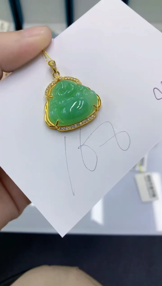 颈饰未镶嵌翡翠翡翠