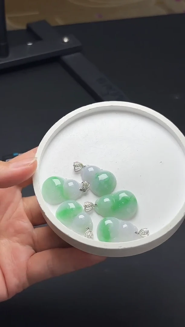 颈饰18K金镶嵌翡翠YM1435-1-1 葫芦多样性发一件