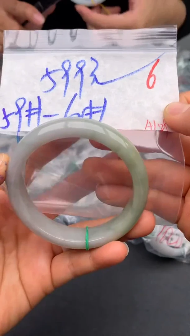 【闪购商品】定制翡翠未镶嵌毛货需精细抛光+多样性发货拍一发一