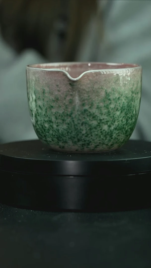 杯豇豆红六篆款瓜皮绿公道杯