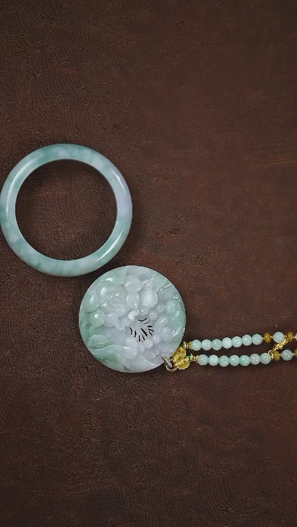 未镶嵌挂件翡翠闪购 手镯55+项链