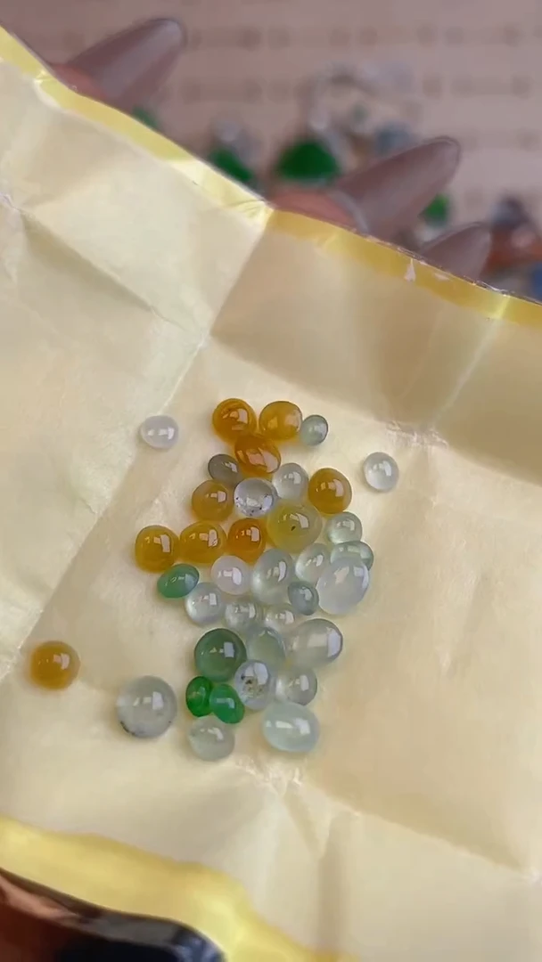 【闪购商品】定制翡翠未镶嵌天然A货翡翠18