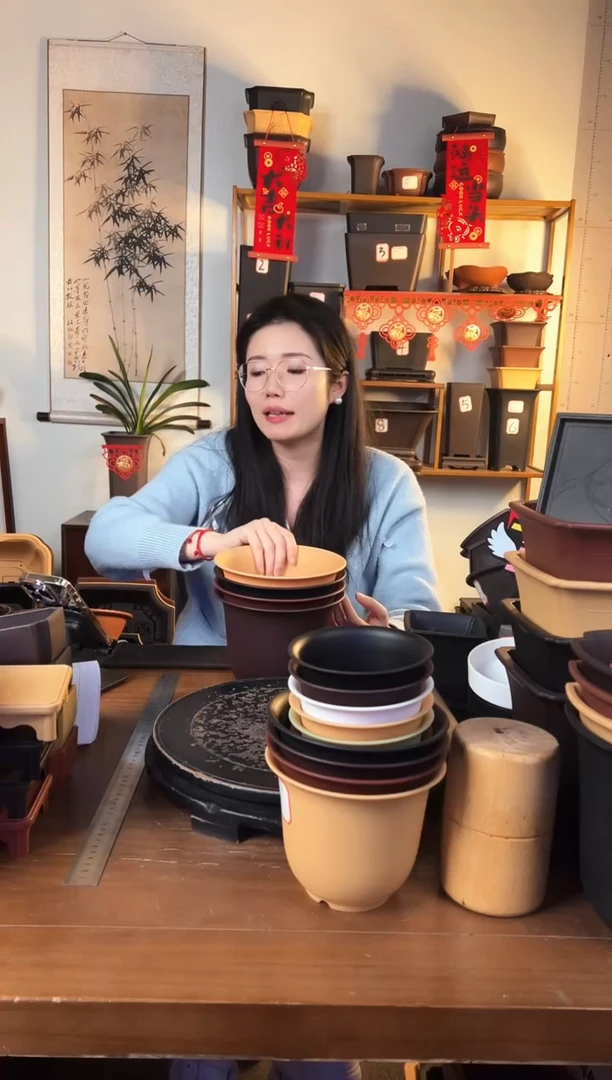 【闪购商品】树脂6只18口径金钟（紫檀色）