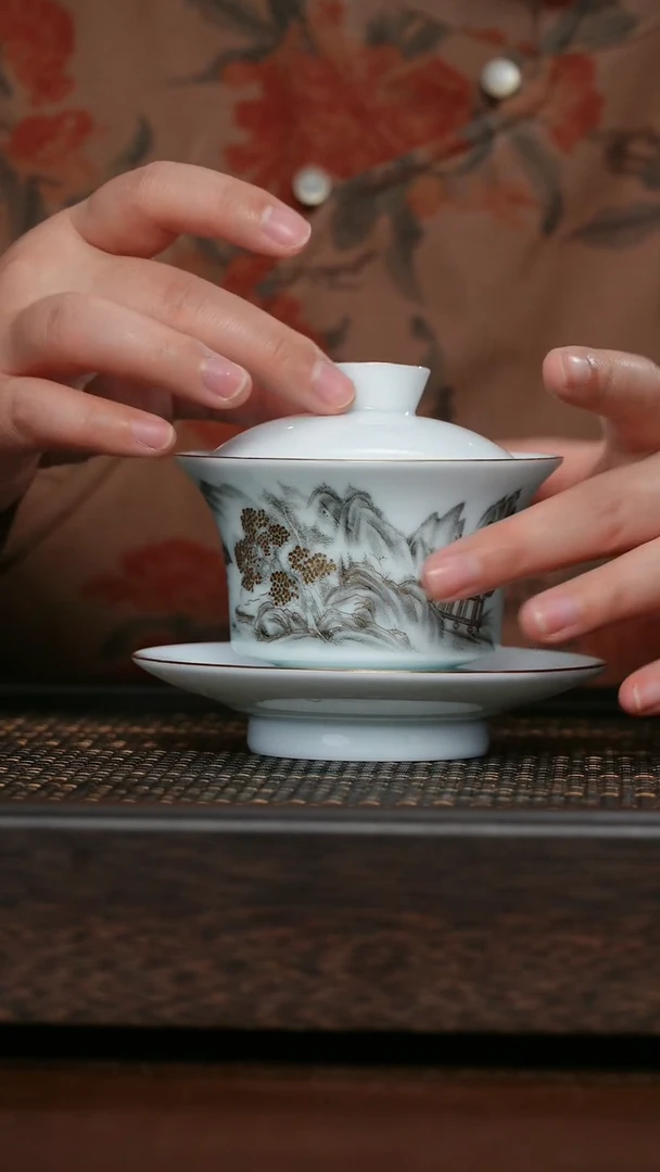 【闪购商品】紫砂茶杯福利紫砂白瓷盖碗（观山灰）