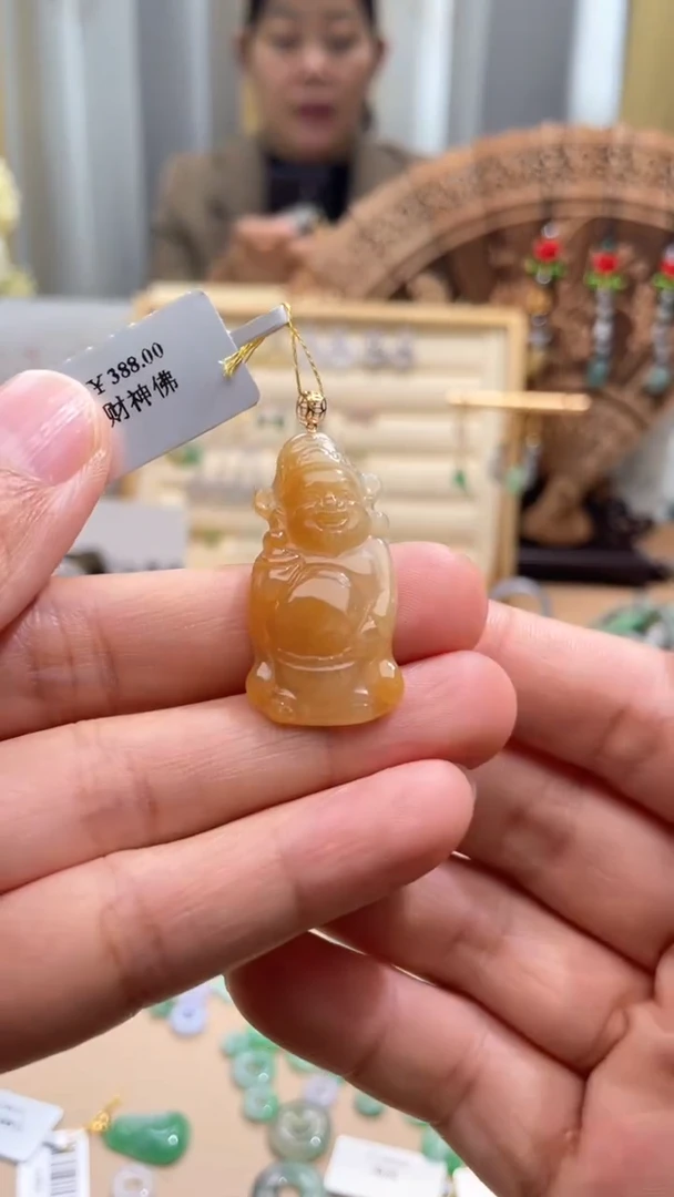 【闪购商品】翡翠颈饰18K金镶嵌佛