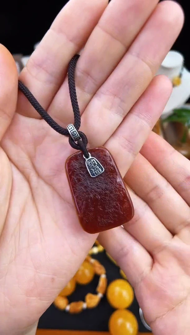 琥珀未镶嵌珠宝奇石柒月