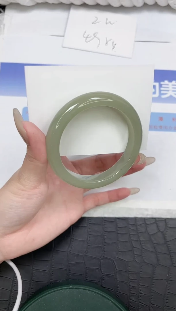 未镶嵌手镯石英质玉172-54.6