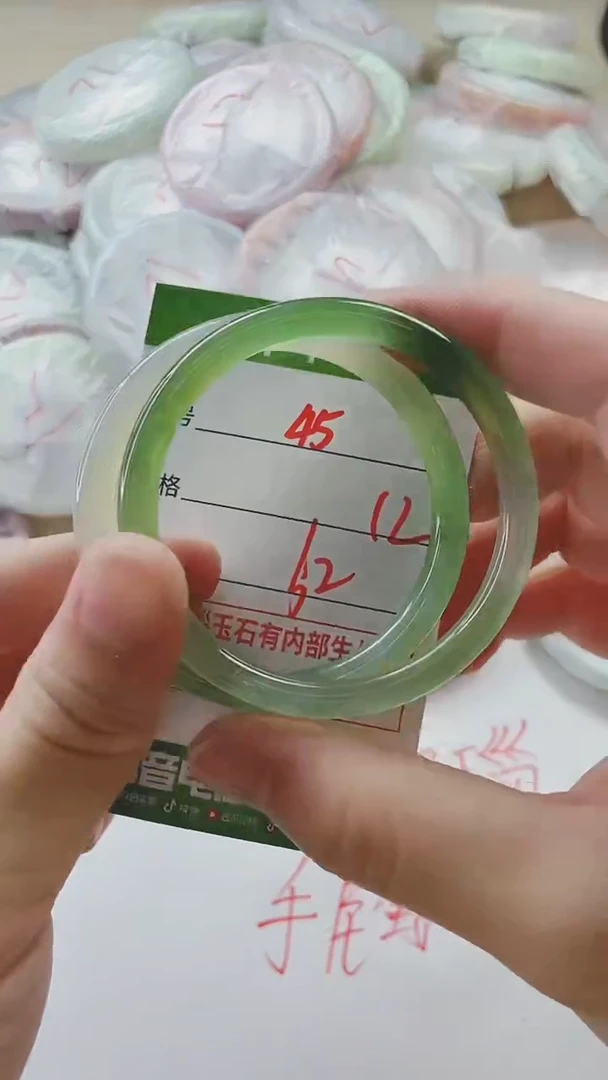 【闪购商品】玛瑙/玉髓手镯未镶嵌45