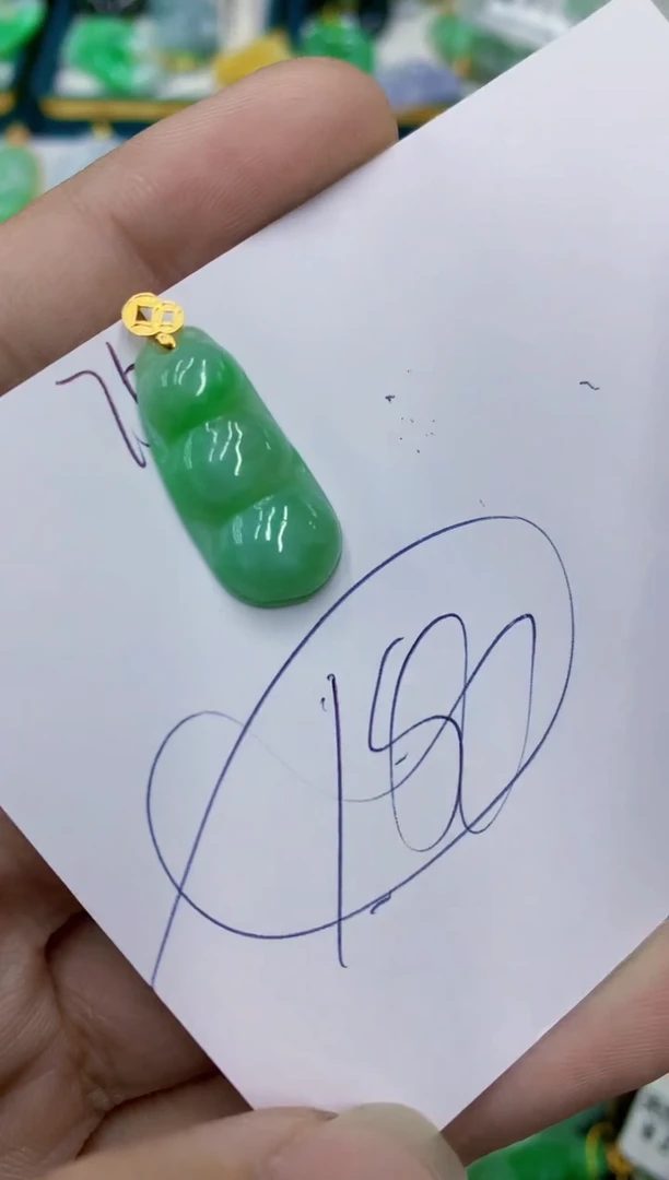 翡翠18K金镶嵌颈饰1111111111