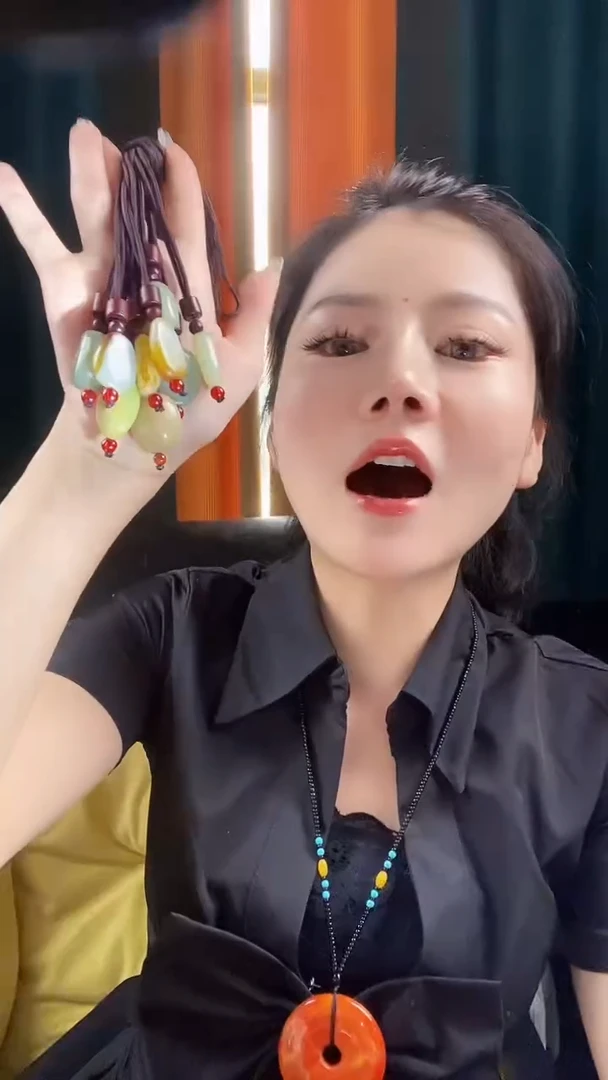 和田玉未镶嵌颈饰c783