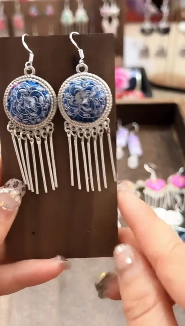 【闪购商品】织绣民族风老绣饰品523