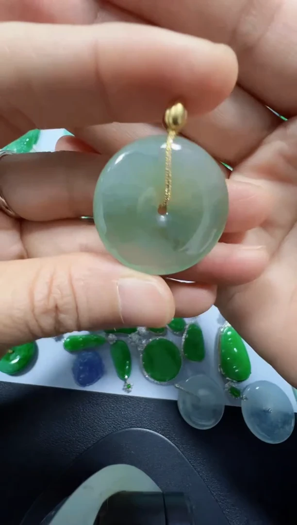 吊坠(不含链)18K金镶嵌翡翠2980