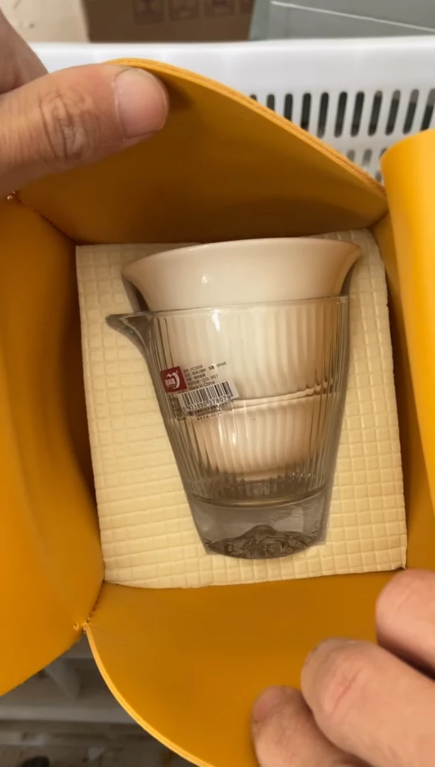 杯无运费险有瑕疵的摄影的产品有使用过的痕迹有点脏介意勿拍