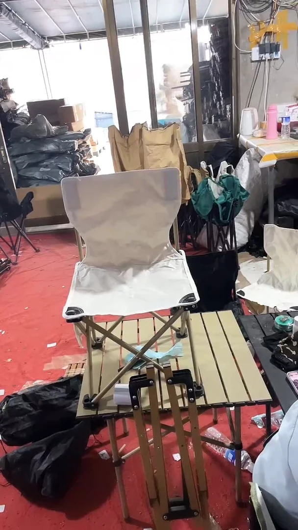 铁中号 折叠靠背 颜色随机