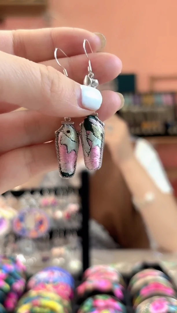 织绣艺枝独绣手工饰品55