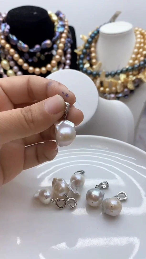 【闪购商品】淡水珍珠颈饰钛钢37