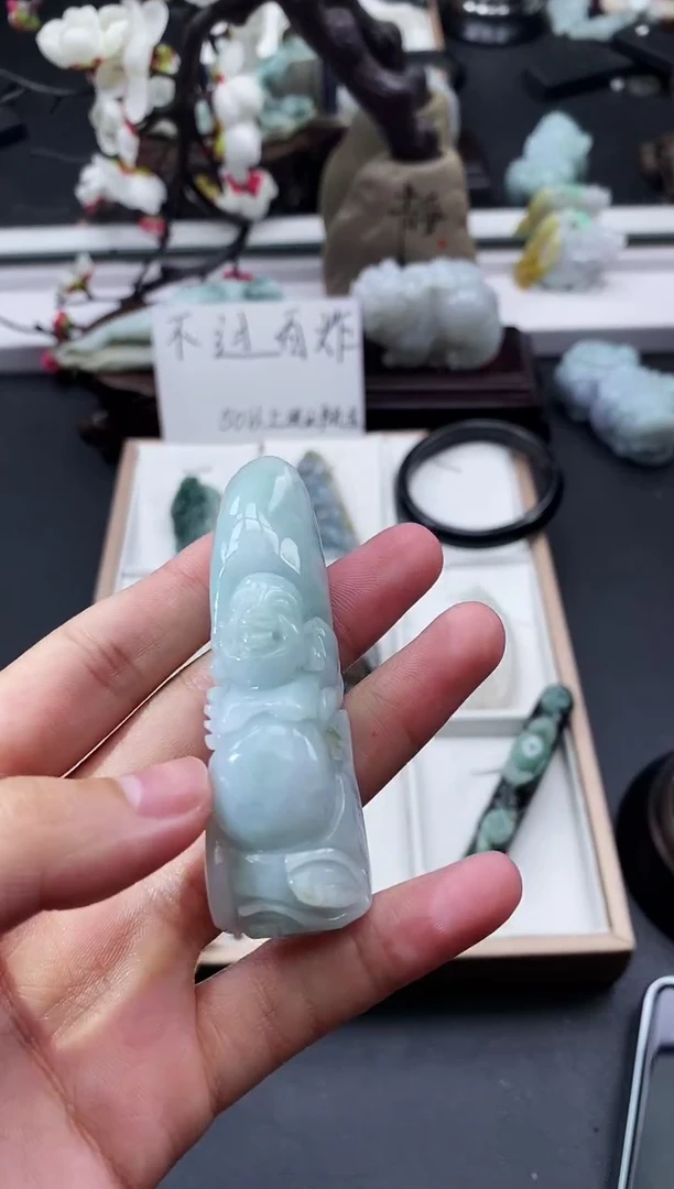翡翠未镶嵌颈饰天然缅甸A货翡翠