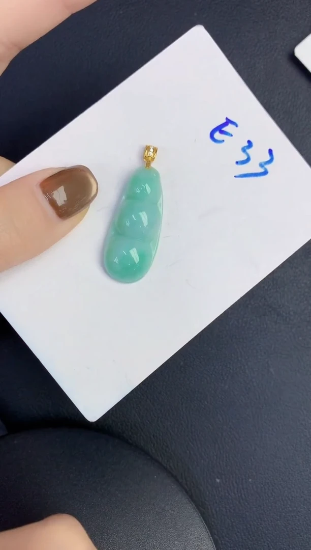 颈饰未镶嵌翡翠缅甸天然翡翠A货