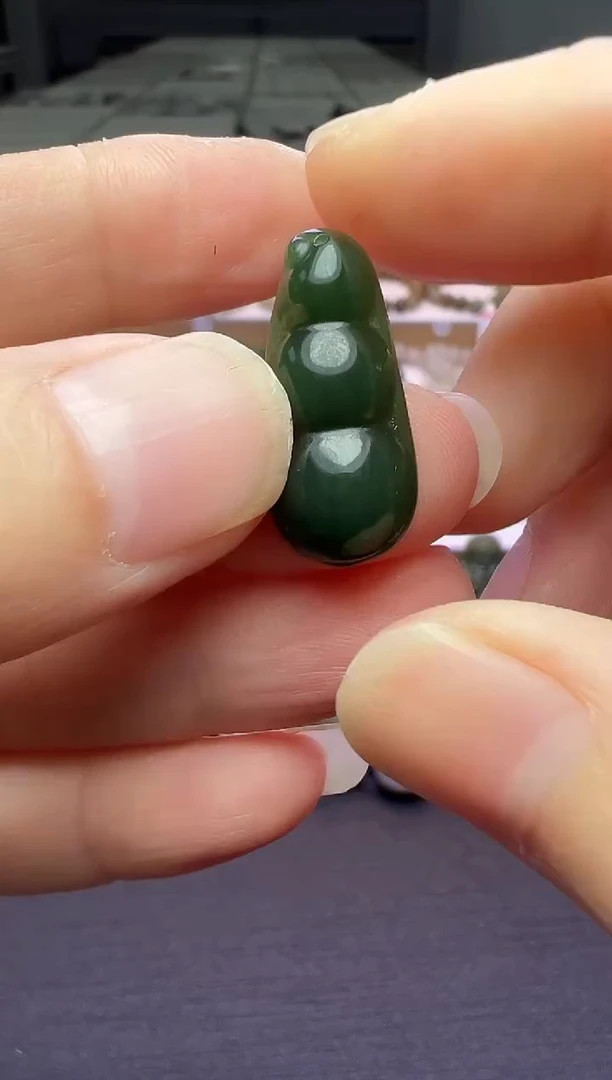 颈饰未镶嵌和田玉3号链接