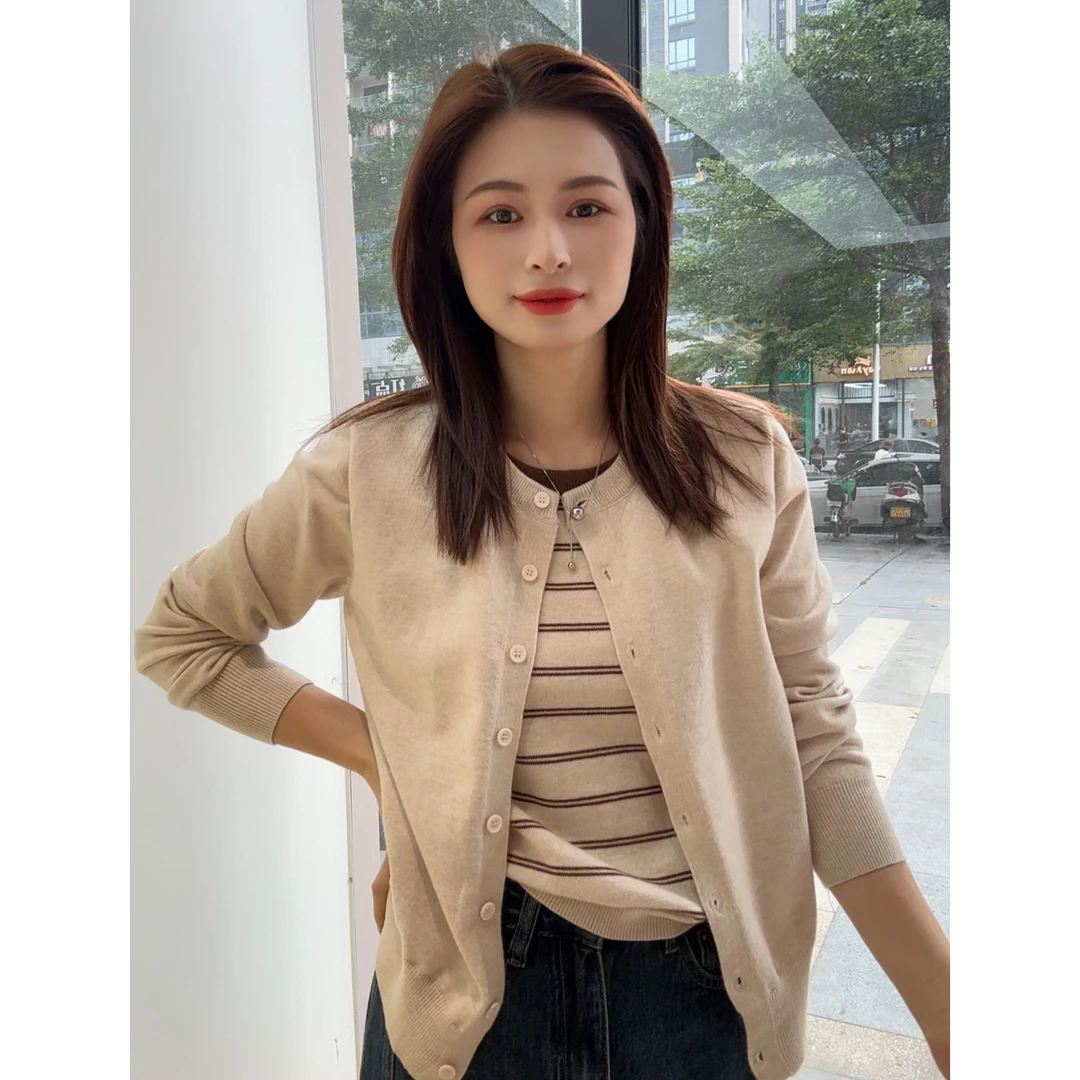 萱萱【假两件套】条纹里简约百搭显瘦针织开衫上衣5103516 090203