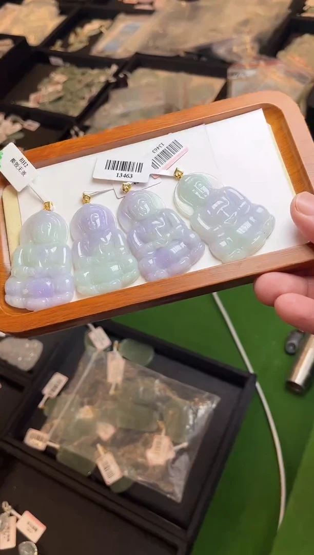 颈饰18K金镶嵌翡翠13463/多样性发一个