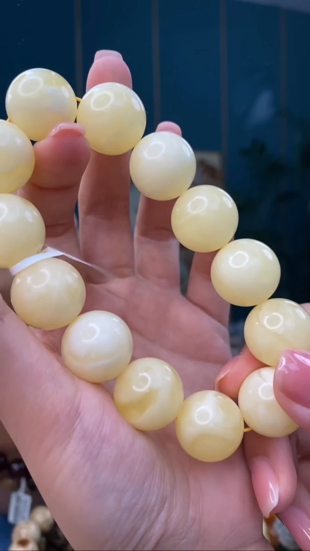 裸石琥珀未镶嵌10/28多样性发其一5