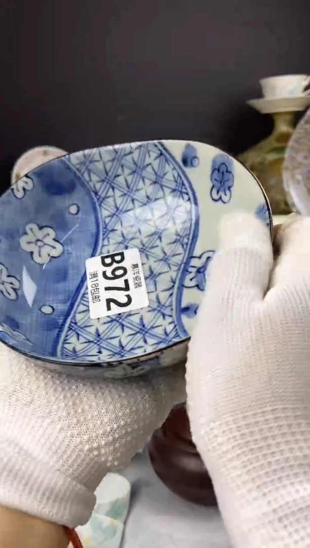 点关注，亮灯牌，满18包邮，感谢