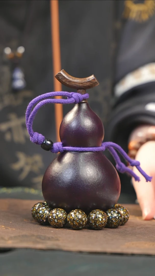 【闪购商品】YL124大漆酒葫芦不包手串及旋转底座