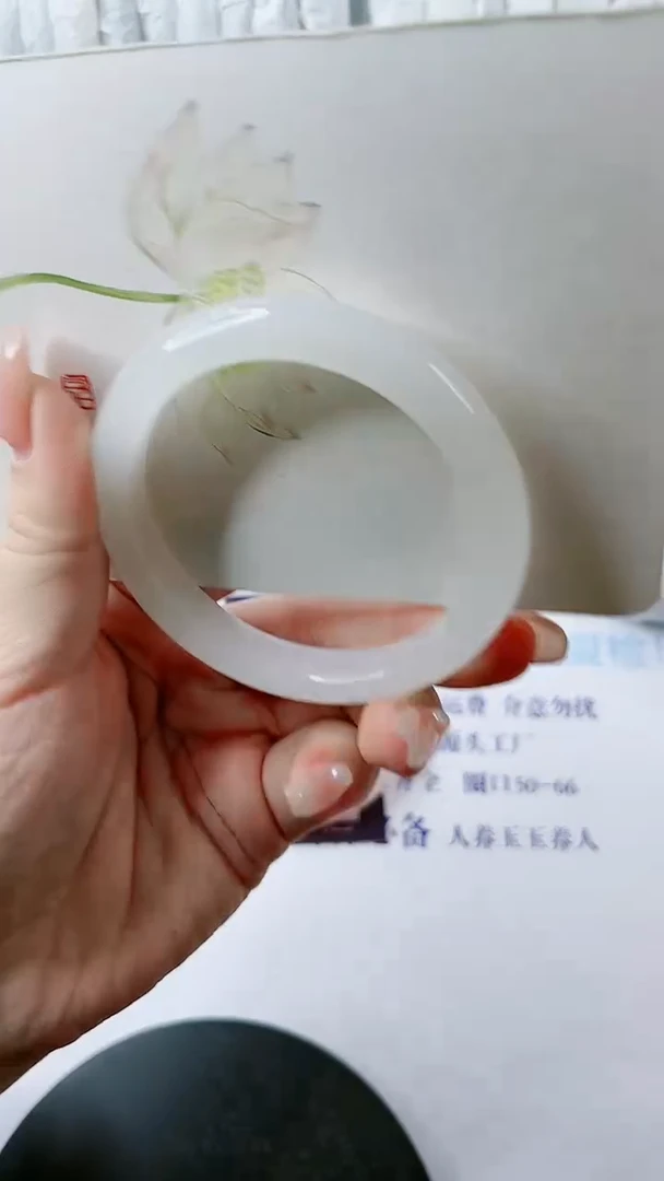 【闪购商品】石英质玉手镯未镶嵌0481455045-多样性发货