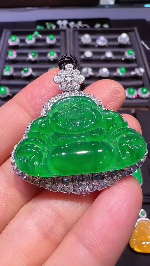 【闪购商品】翡翠吊坠(不含链)18K金镶嵌佛公