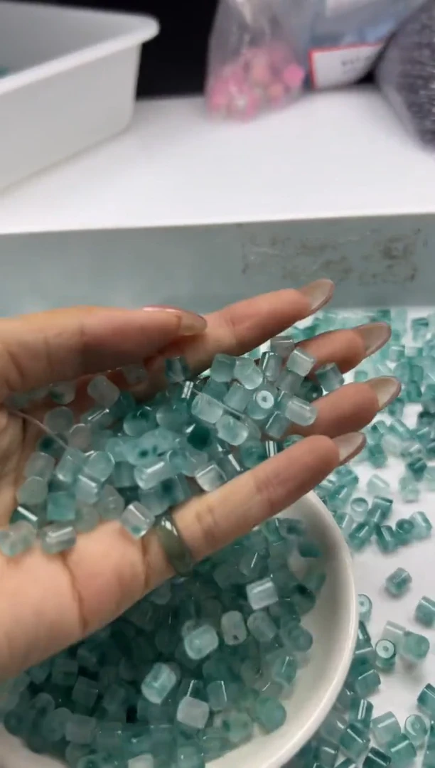 玛瑙/玉髓颈饰未镶嵌w2955高冰老蓝水管珠6*5mm*20颗