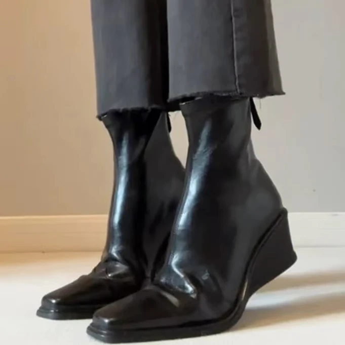 复古方头坡跟马丁靴子弹力瘦瘦靴女2025年新款秋冬切尔西高跟短靴