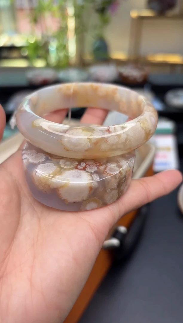 【闪购商品】石英质玉手镯未镶嵌C301(60圈赠送镯心)