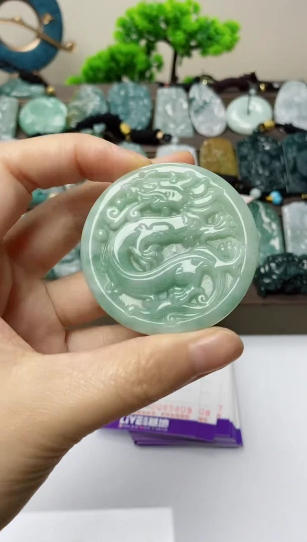 翡翠未镶嵌颈饰多样性一件发货