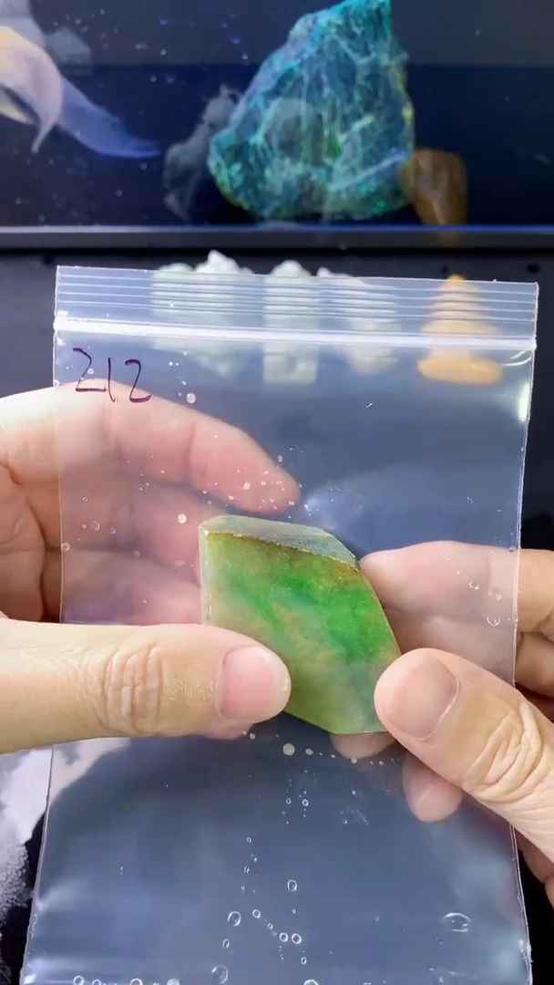 【闪购商品】翡翠挂件未镶嵌212天然A货翡翠