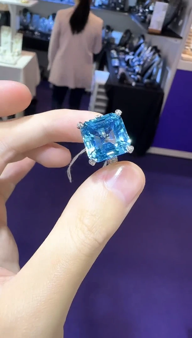 【闪购商品】托帕石戒指银S925镶嵌14mm妖姬