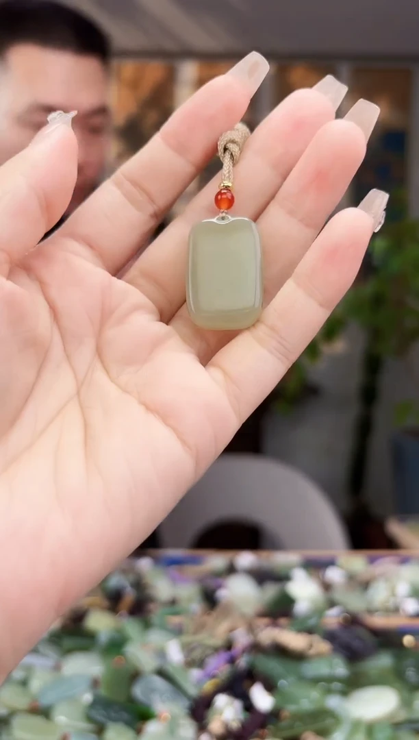 和田玉未镶嵌挂件拍一发一多样性发货