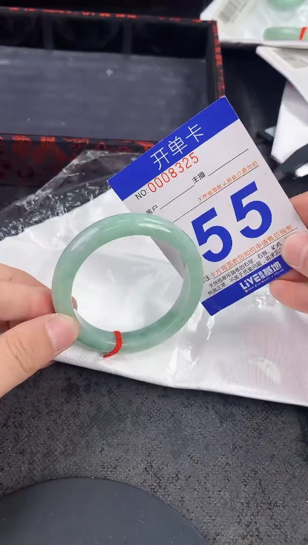 未镶嵌手镯翡翠AAAAAAAAAAAA