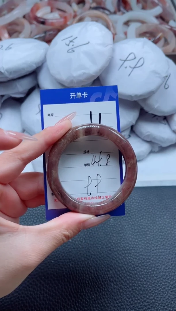 【闪购商品】石英质玉手镯未镶嵌11-50