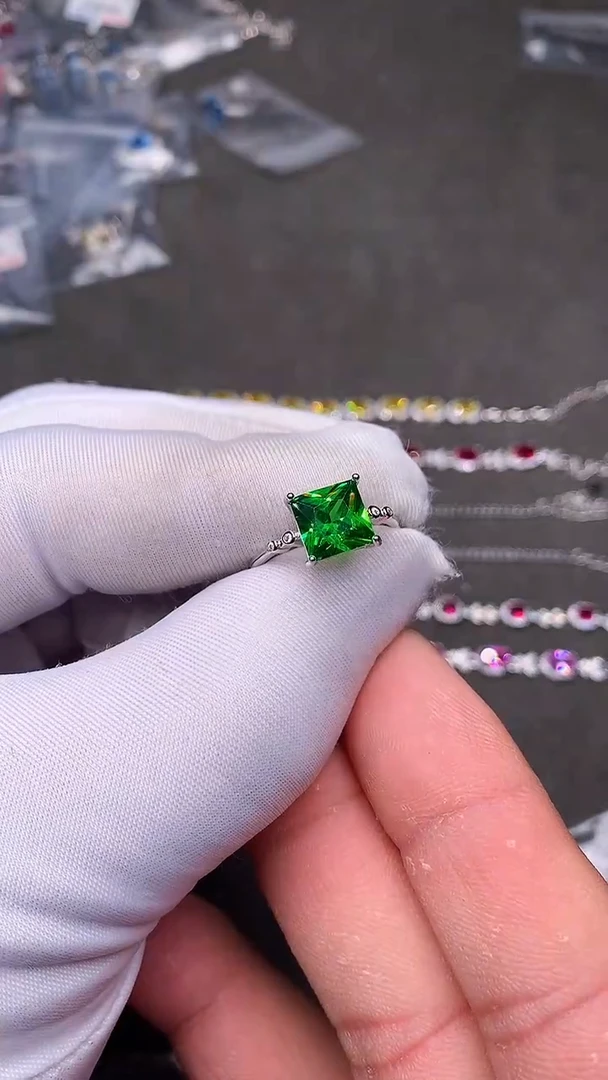 【闪购商品】透辉石戒指银S925镶嵌......