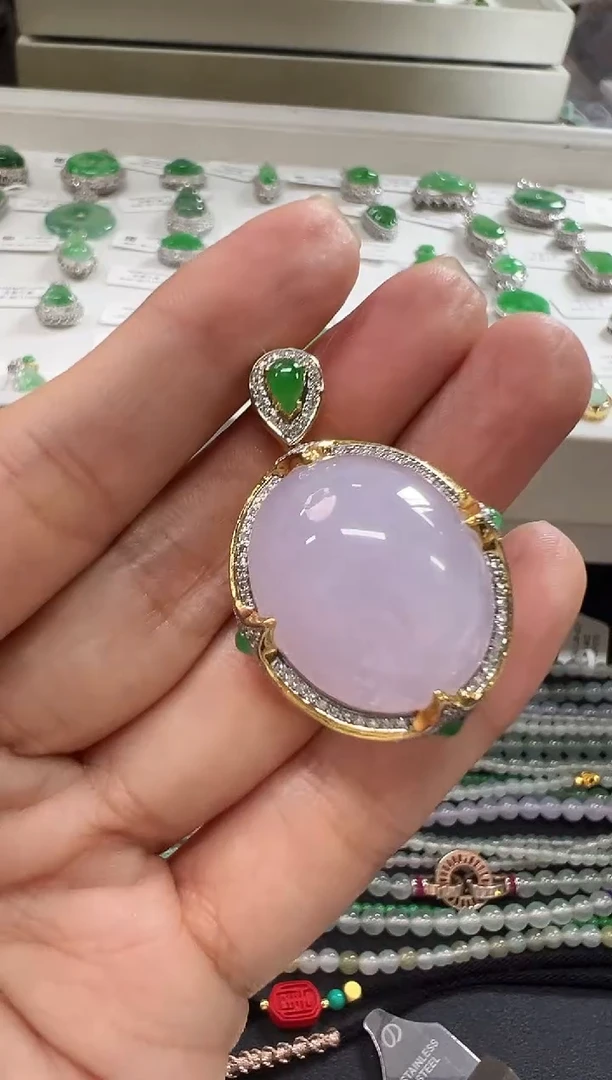 颈饰18K金镶嵌翡翠KYZ1129-005