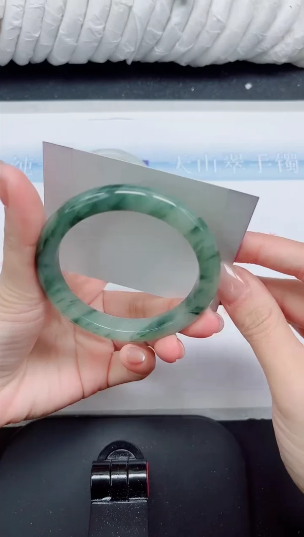 【闪购商品】石英质玉手镯未镶嵌172#56.6