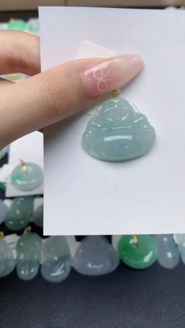 翡翠18K金镶嵌颈饰天然翡翠A货
