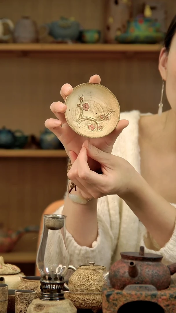 温*.言野手作 粉引铁胎梅花杯