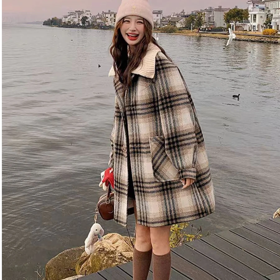 2025春新款减龄网红气质款格子毛呢外套